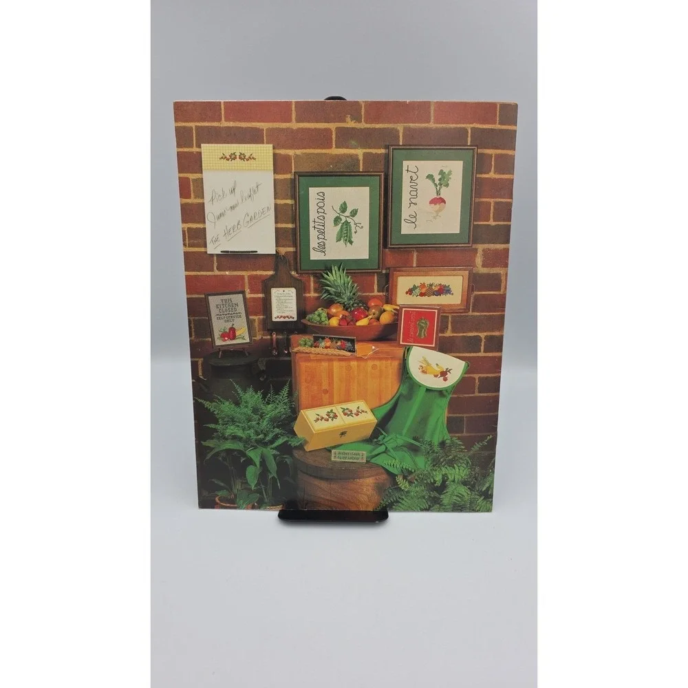 Kitchen Potpourri Book 6, 1980, Cross Stitch Pattern Booklet